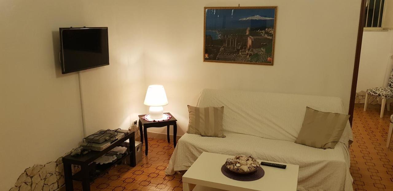 Apartamento Casa Capri Giardini-Naxos Exterior foto